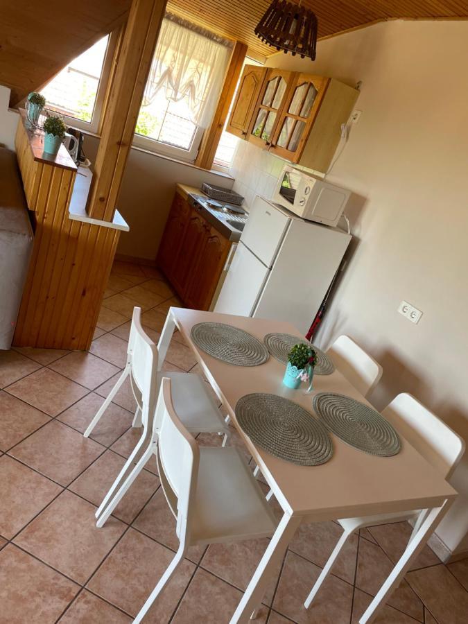 Esther Apartman Gyenesdiás Exterior foto